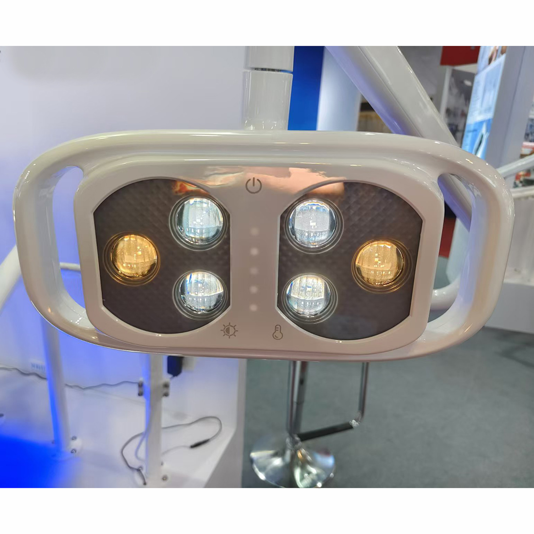 6LED ทันตกรรมการผ่าตัดช่องปากโ - Teeth Whitening With Led Light บทวิจารณ์และราคา